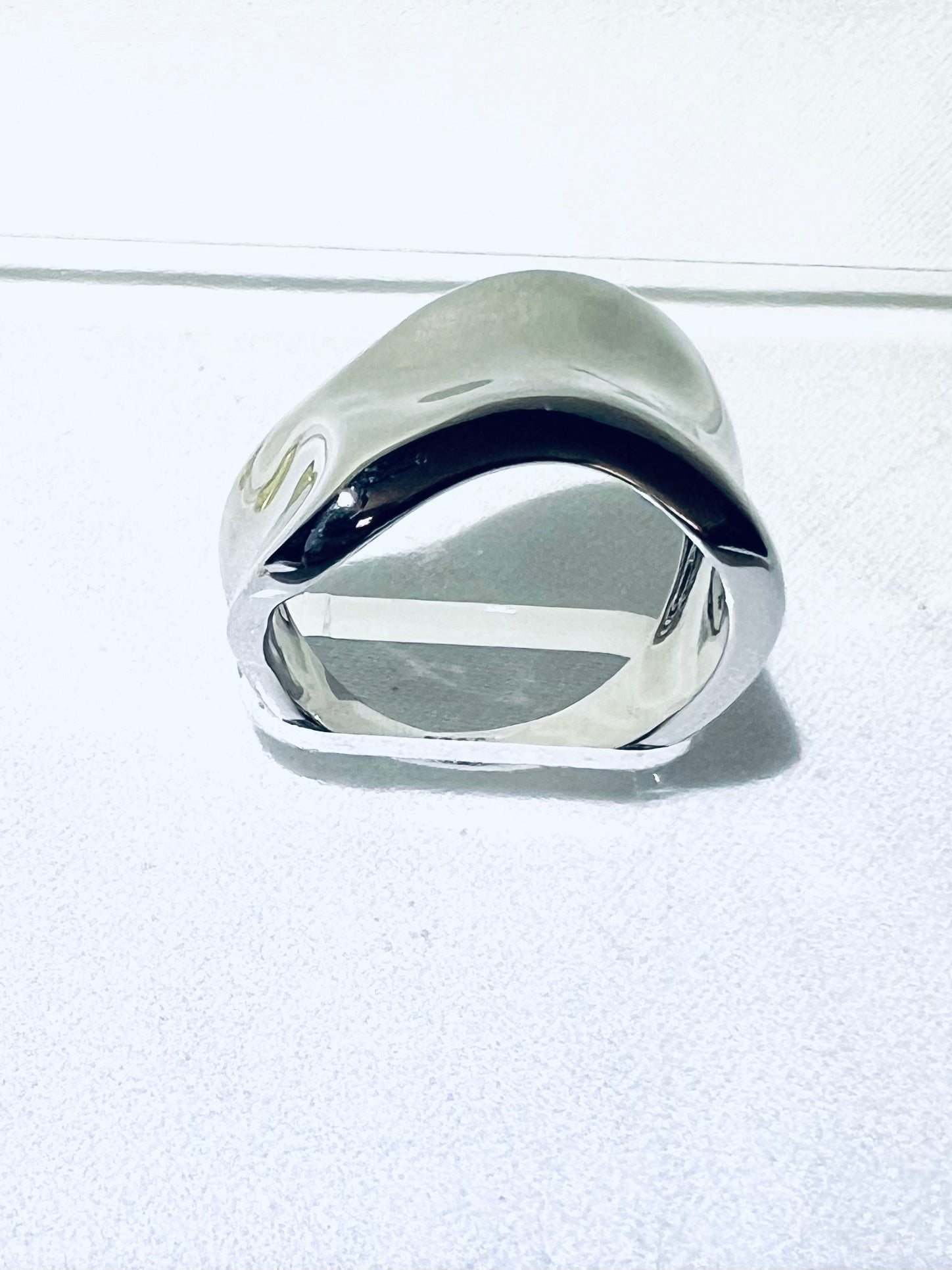 Wave Square Top Ring
