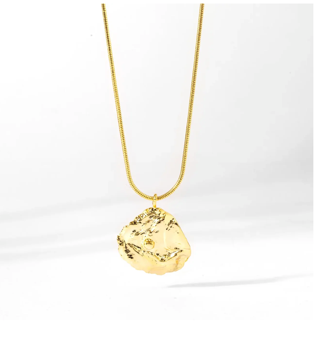 THE MYTHOS NUGGET NECKLACE