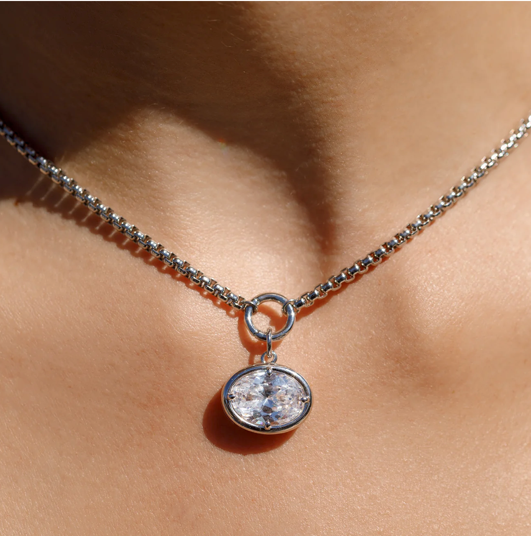 THE COVE CATCHER NECKLACE
