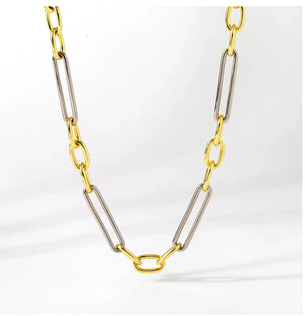 THE LINK NECKLACE