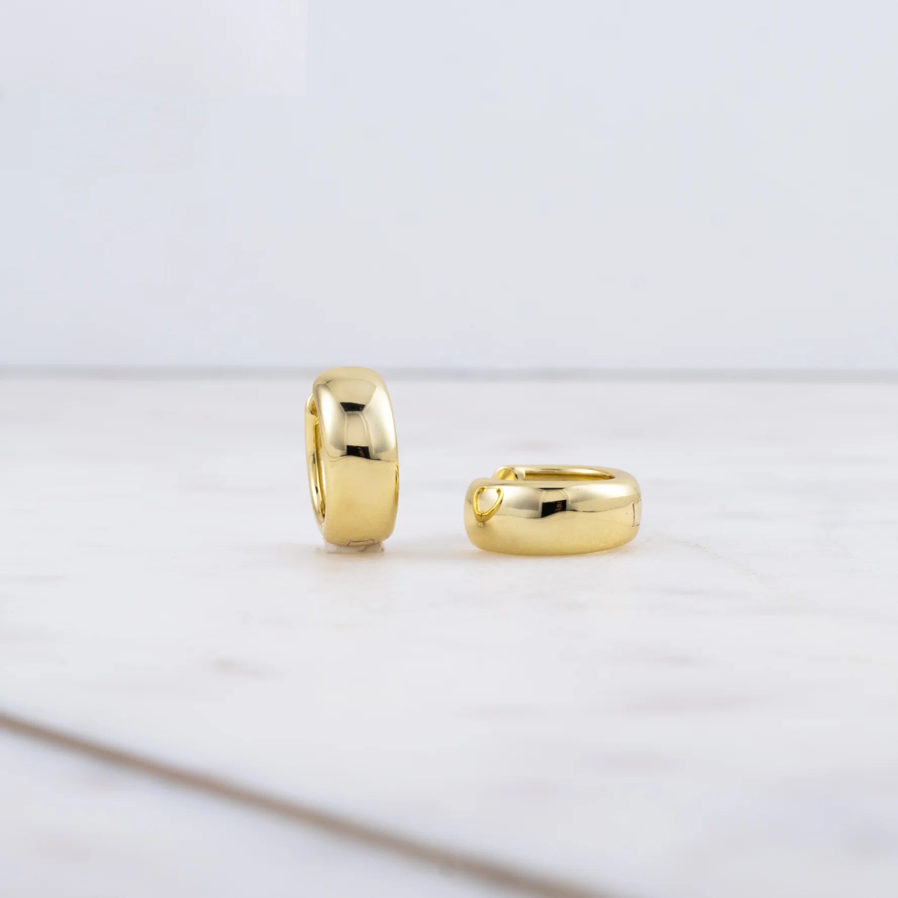 Chunky Olivia Hoops