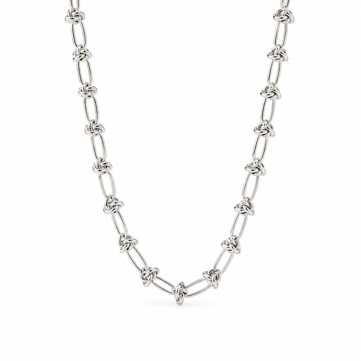 THE MEDIUM KNOT CHAIN